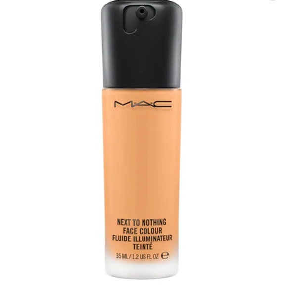 MAC // next to nothing face colour medium